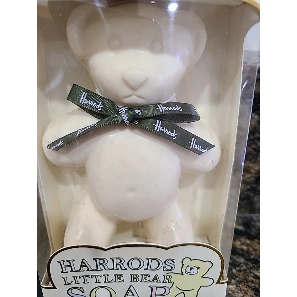 Harrods Fine Soaps Luxury Honey BEAR Soap 4.2 oz Triple Milled Fresh Cotton